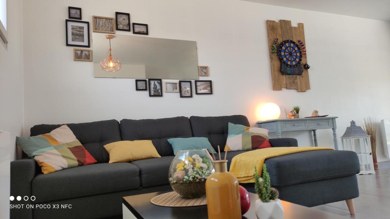 La Pause Au Cub, Maison Cubique Tout Confort Hinges Εξωτερικό φωτογραφία